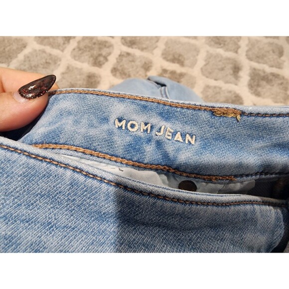 American Eagle Jeans Womens Size 12 Soft Knit Mom Jean Light Wash High Rise - Picture 5 of 9